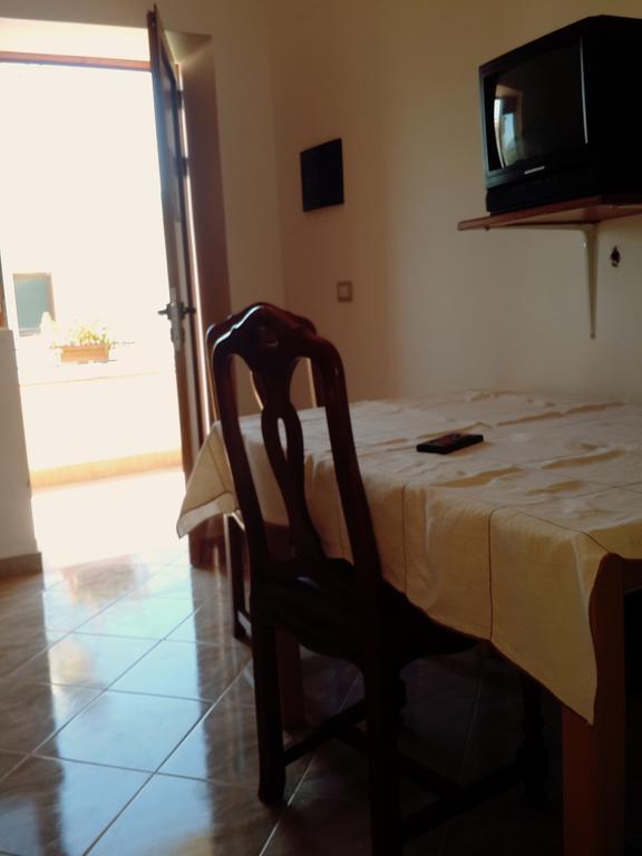 Velaj Apartments Orikum Luaran gambar